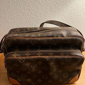Louis Vuitton Nile bag